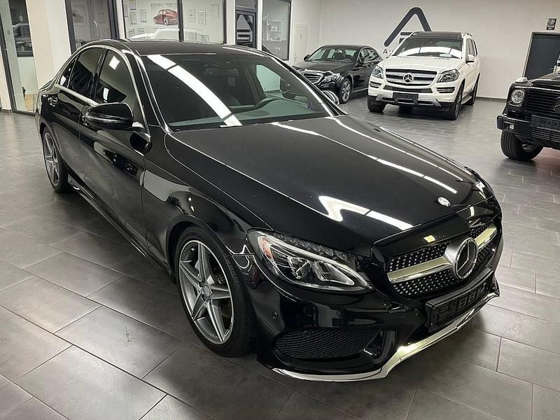 Obsidianschwarz Gebraucht 2016 Mercedes C200 AMG line Limousine | 22.499 € (Etwas zu teuer) - Bild 1/4