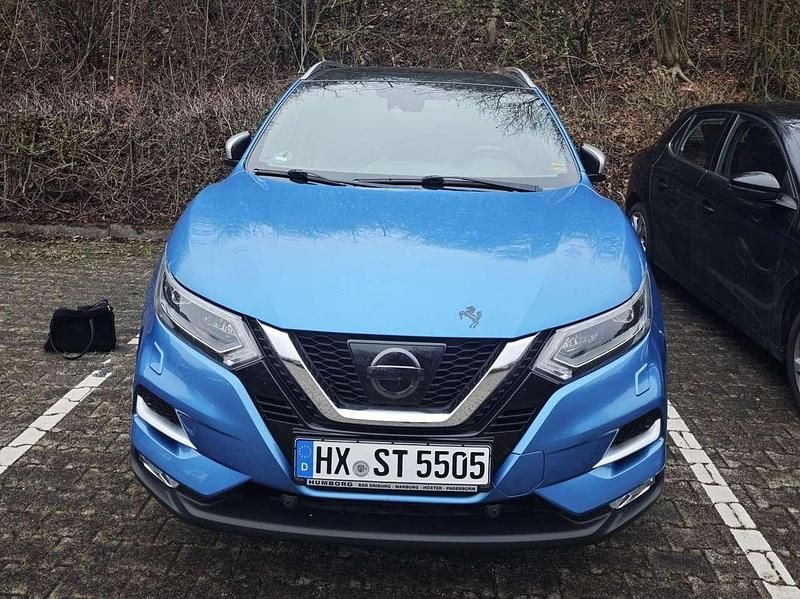 Blau Gebraucht 2017 Nissan Qashqai Tekna+ SUV | 13.500 € (Superpreis) - Bild 1/4