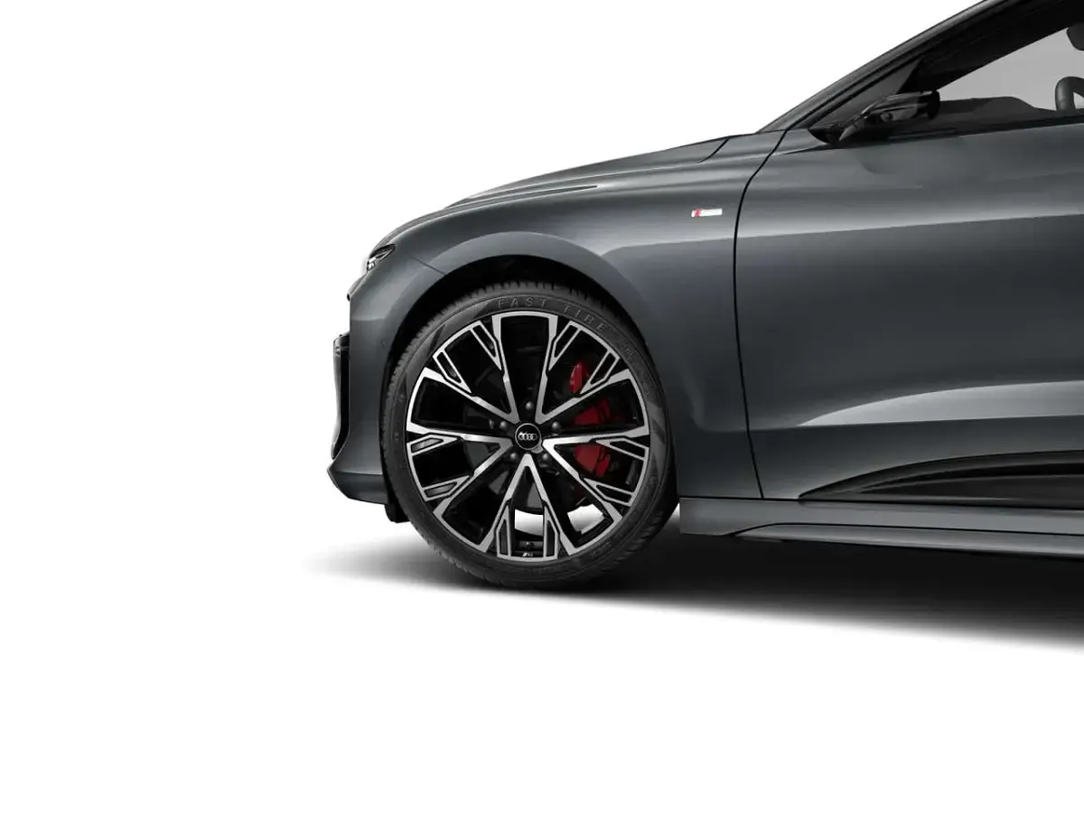 Gebraucht Audi A6 e-tron S-Line 269 kW (367 PS) 2025 Daytonagrau perleffekt/daytona Kombi
