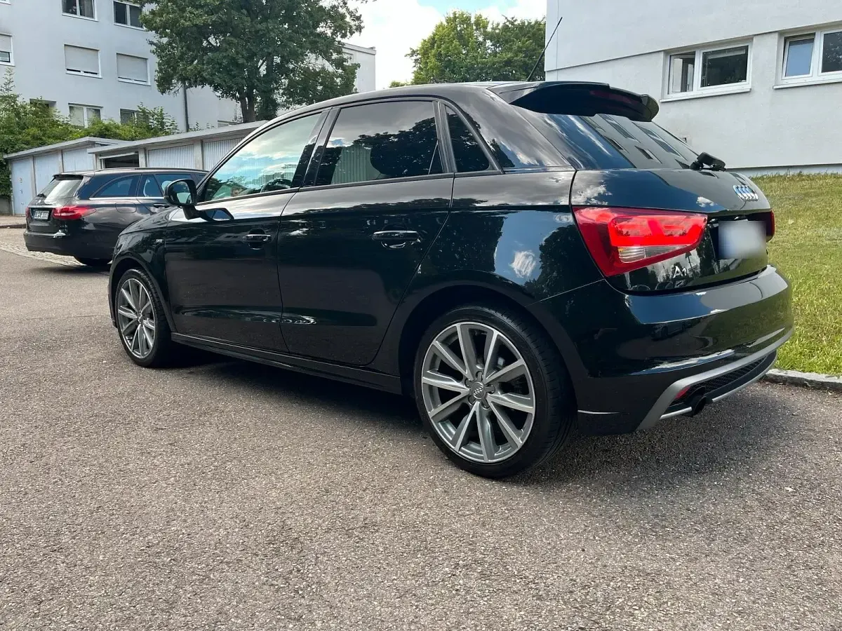 Gebraucht Audi A1 Sportback S-Line 86 PS (63 kW) 2014 Schwarz Kleinwagen