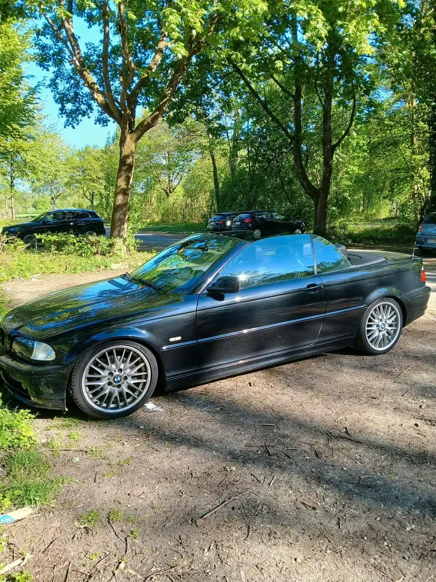 Używany BMW 325 Cabriolet 198 KM (145 kW) 2002 Czarny Kabriolet
