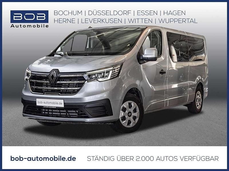 Highlandgrau metall Gebraucht 2025 Renault Trafic Van / Kleinbus | 36.888 € (Etwas zu teuer) - Bild 1/3