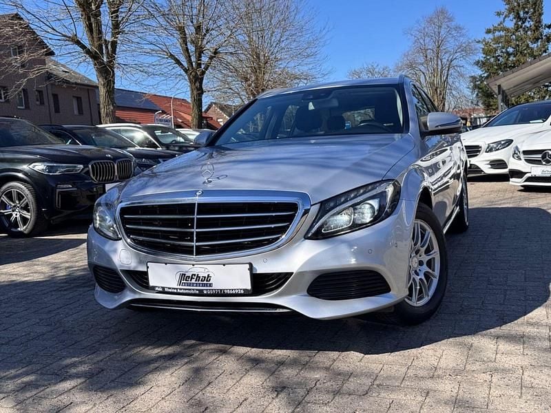 Gebraucht Mercedes C180 156 PS (114 kW) 2016 Silber Kombi