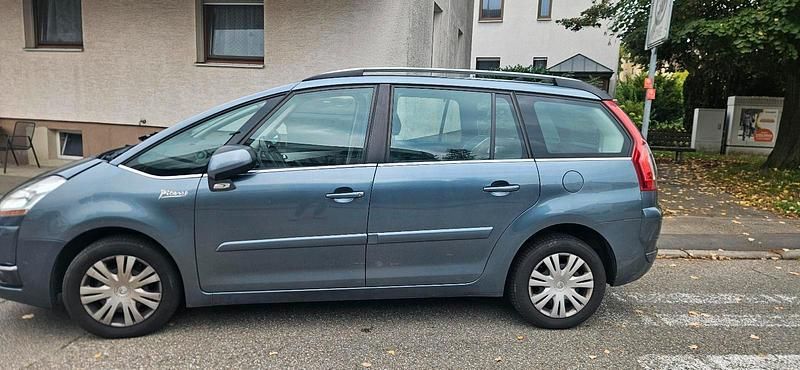 Grau Gebraucht 2025 Citroën C4 Picasso Van / Kleinbus | 3.500 € - Bild 1/4