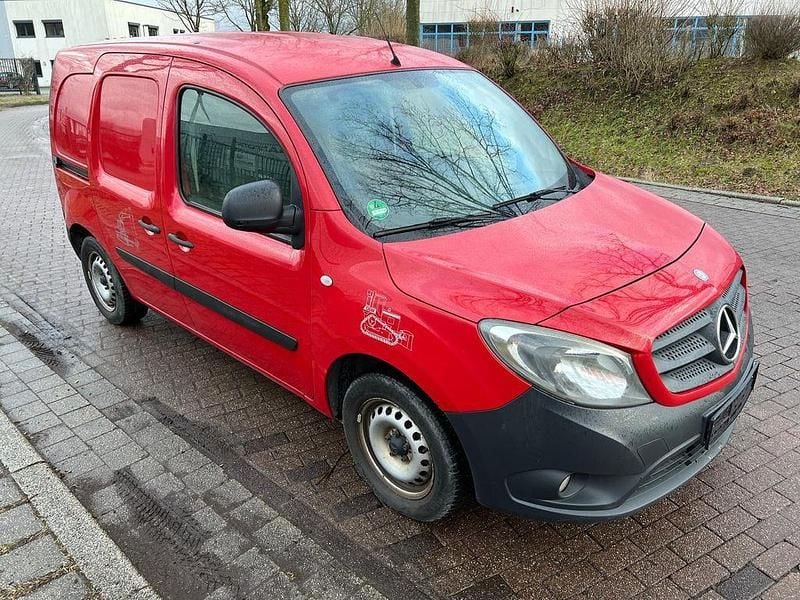 Gebraucht Mercedes Citan 108 75 PS (55 kW) 2015 Rot Limousine