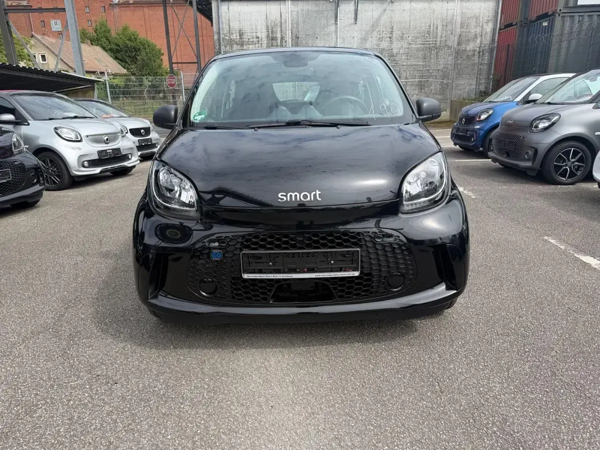Gebraucht Smart ForFour Electric Drive 60 kW (82 PS) 2021 Schwarz Kleinwagen