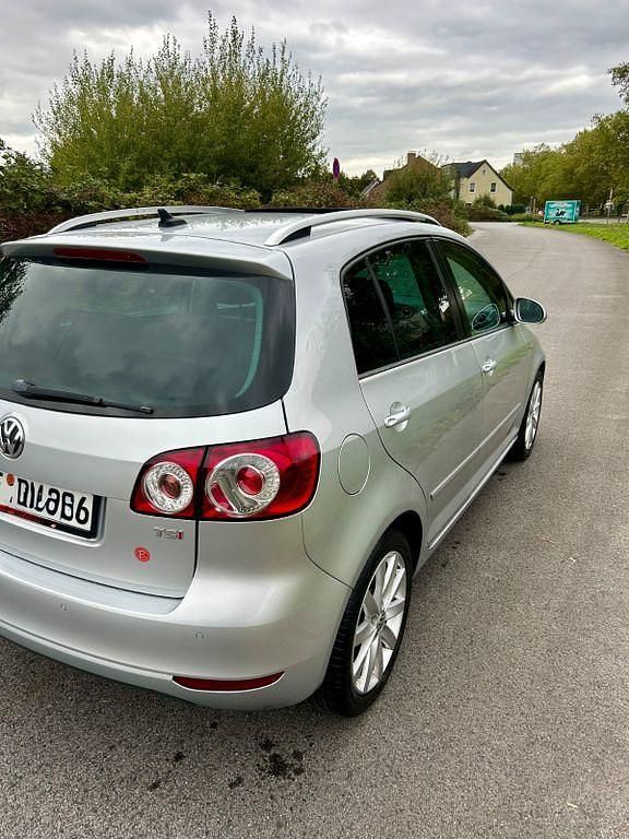 Gebraucht VW Golf Plus Cross 122 PS (89 kW) 2010 Silber Van / Kleinbus