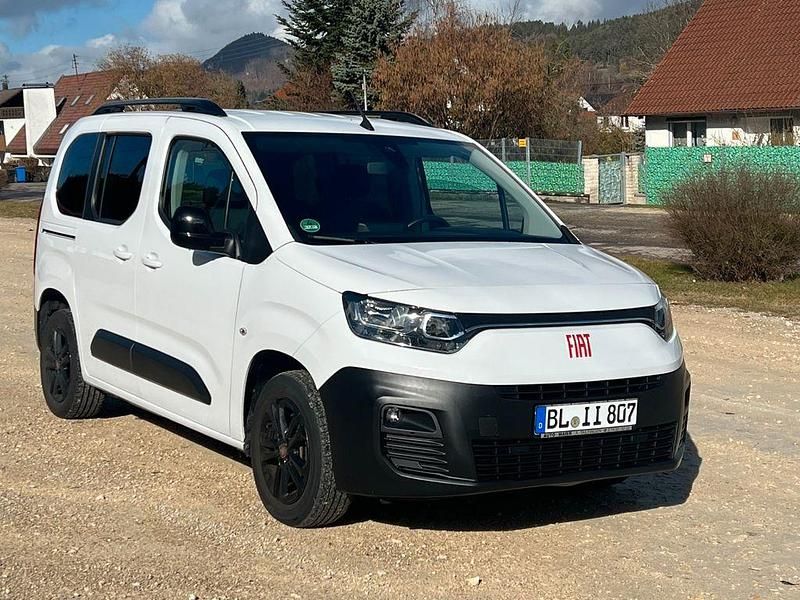 Gebraucht Fiat e-Doblò Launch Edition 100 kW (136 PS) 2023 Weiß Van / Kleinbus