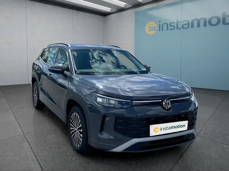 Gebraucht VW Tayron 193 PS (141 kW) 2025 Grau SUV