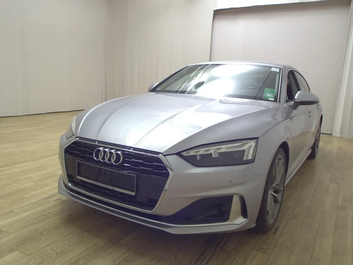 Gebraucht Audi A5 Sportback Advanced 163 PS (119 kW) 2022 Silber Kleinwagen