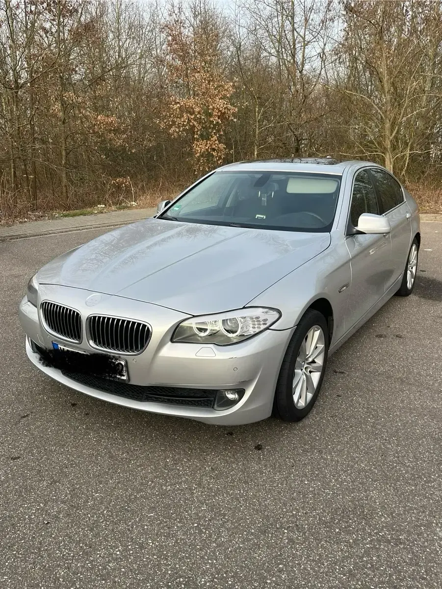 Używany BMW 520 184 KM (135 kW) 2012 Srebrny Sedan/Limuzyna