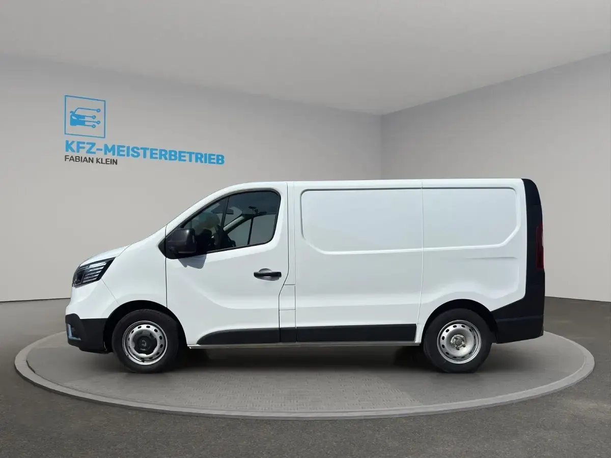 Gebraucht Renault Trafic Komfort 131 PS (96 kW) 2022 Weiß