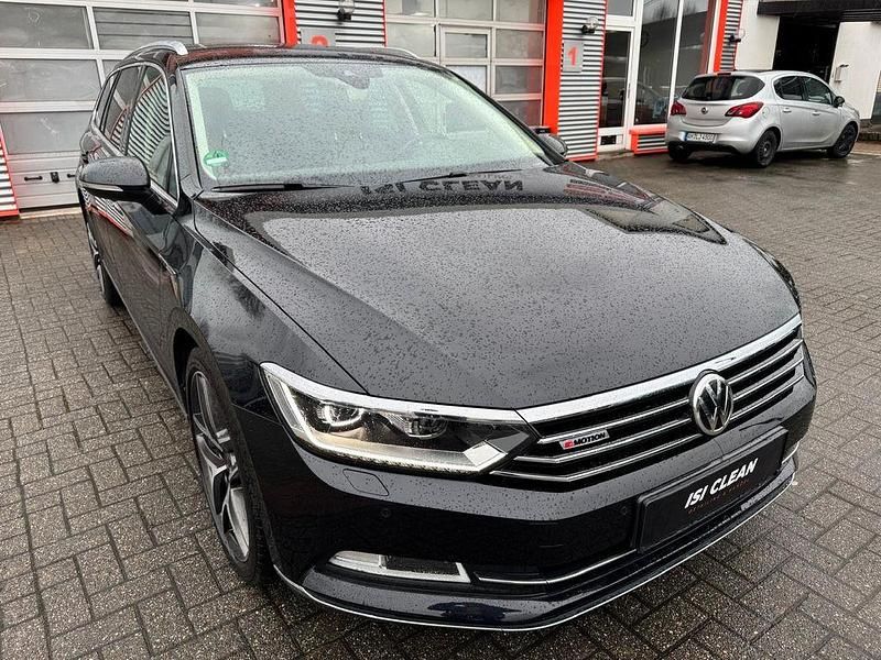 Gebraucht VW Passat Highline 239 PS (175 kW) 2014 Schwarz Kombi