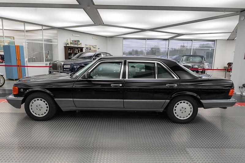 Second-hand Mercedes 500 252 CP (185 kW) 1991 Negru Berlinǎ