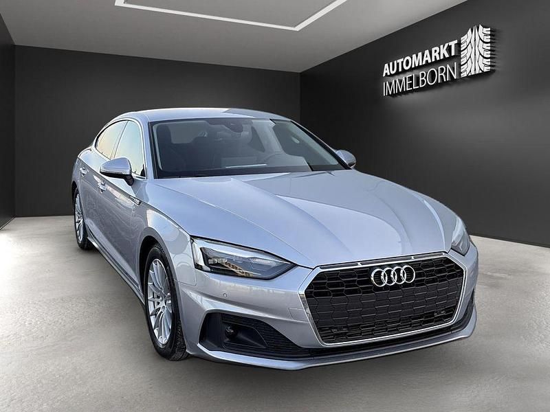 Gebraucht Audi A5 Sportback Sport 150 PS (110 kW) 2023 Unbekannt (metallic) Kleinwagen
