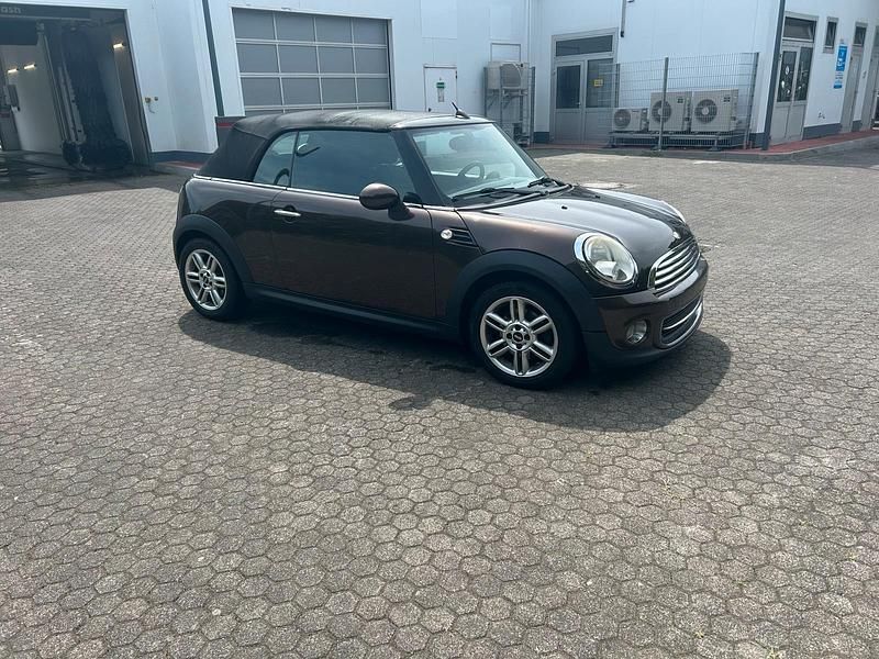 Braun Gebraucht 2011 Mini Cooper Cabriolet Cabrio | 5.999 € (Fairer Preis) - Bild 1/4