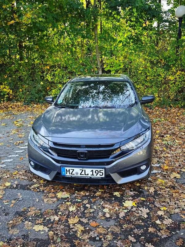 Gebraucht Honda Civic Executive 182 PS (133 kW) 2017 Grau Limousine