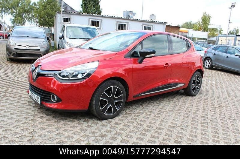 Rot Gebraucht 2015 Renault Clio IV Limousine | 5.900 € (Superpreis) - Bild 1/4