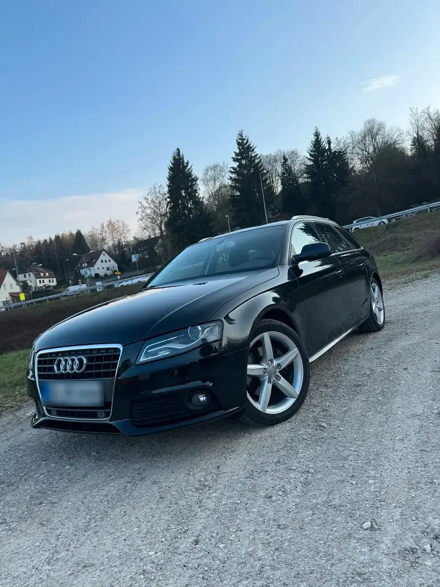 Gebraucht Audi A4 120 PS (88 kW) 2011 Schwarz Kombi