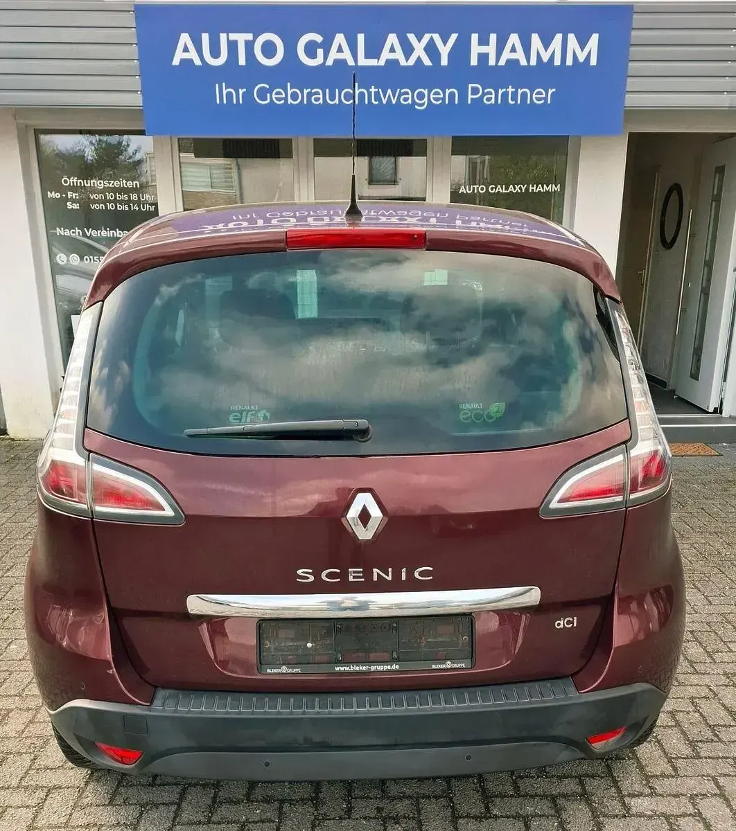 Gebraucht Renault Grand Scénic III Bose Edition 131 PS (96 kW) 2015 Rot Van / Kleinbus