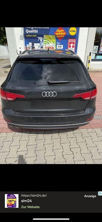 Gebraucht Audi A4 Ambiente 218 PS (160 kW) 2017 Schwarz Kombi