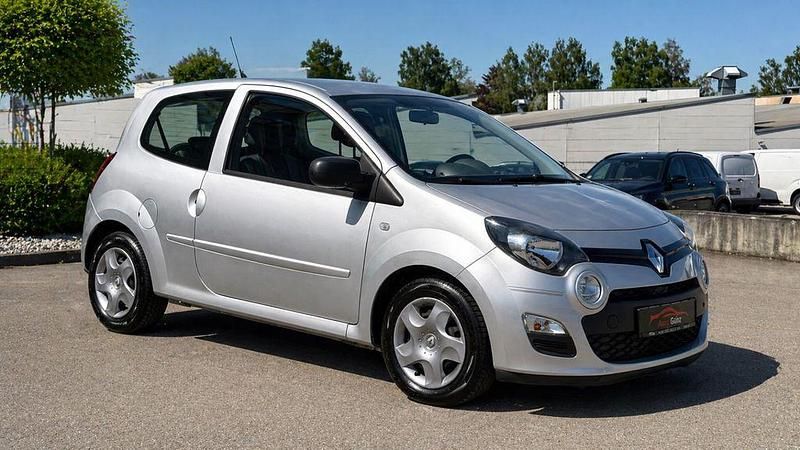 Second-hand Renault Twingo Expression 75 CP (55 kW) 2013 Argintiu Hatchback