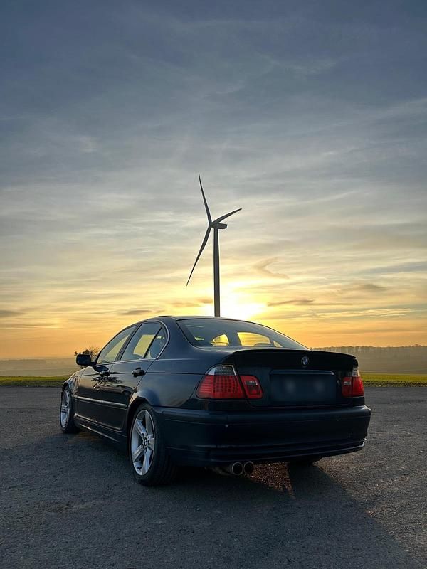 Gebraucht BMW 323 170 PS (125 kW) 1999 Limousine