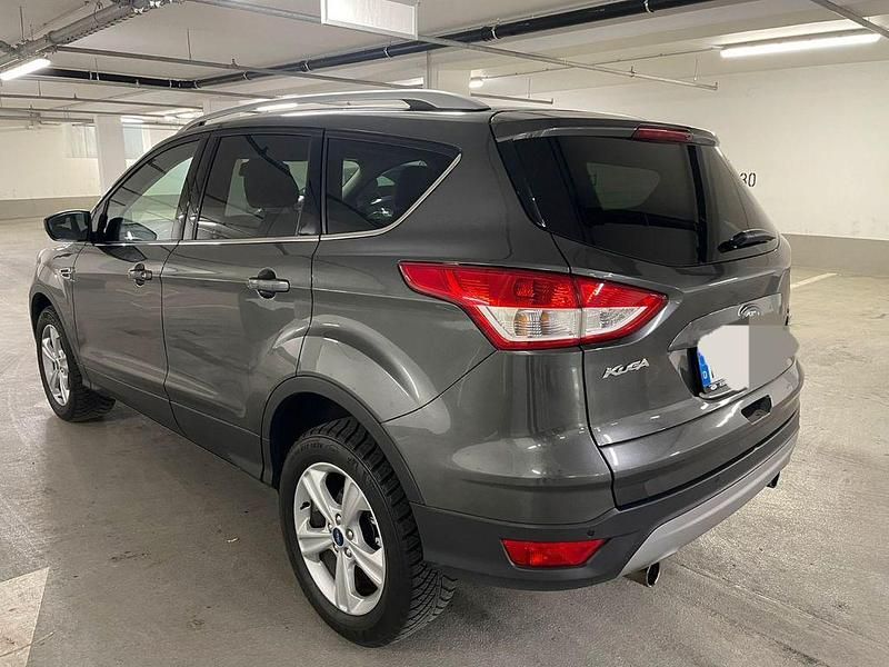 Gebraucht Ford Kuga Trend 182 PS (133 kW) 2014 Grau SUV
