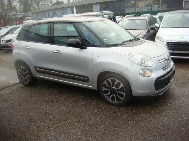Gebraucht Fiat 500L Pop Star 105 PS (77 kW) 2014 Silber Van / Kleinbus