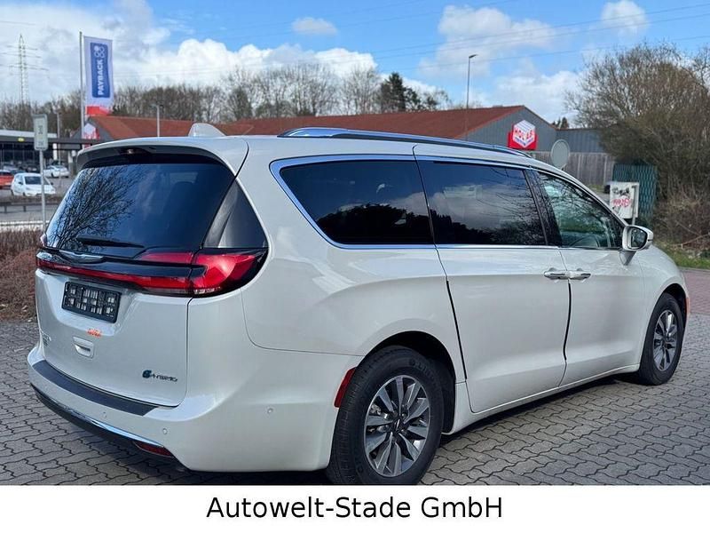 Gebraucht Chrysler Pacifica 264 PS (194 kW) 2021 Van