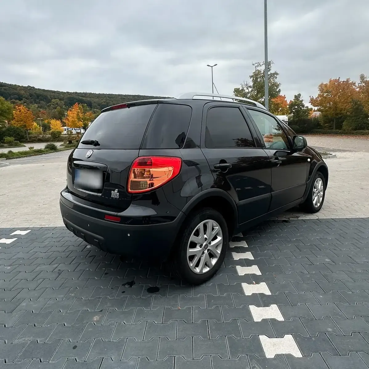Gebraucht Fiat Sedici 135 PS (99 kW) 2010 Schwarz SUV