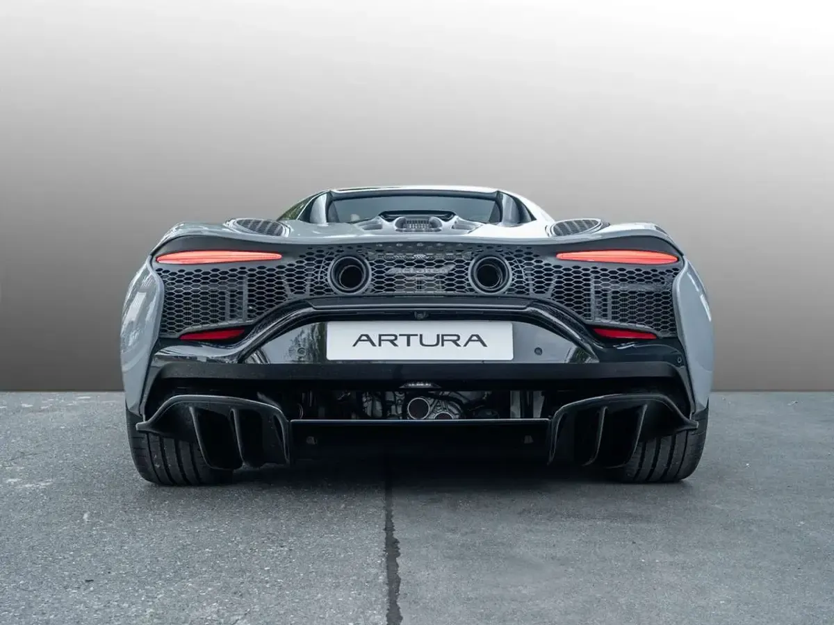 Neu McLaren Artura 700 PS (514 kW) 2025 Grau Cabrio