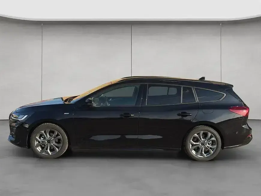 Gebraucht Ford Focus ST-Line X 155 PS (114 kW) 2024 Agate black metallic Kombi