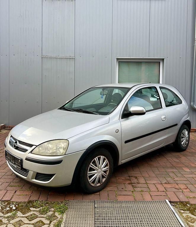 Gebraucht Opel Corsa 60 PS (44 kW) 2004 Silber Kleinwagen