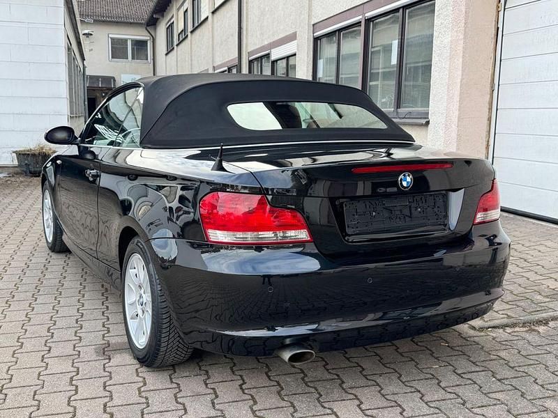 Gebraucht BMW 120 Cabriolet Advantage 177 PS (130 kW) 2008 Schwarz Cabrio