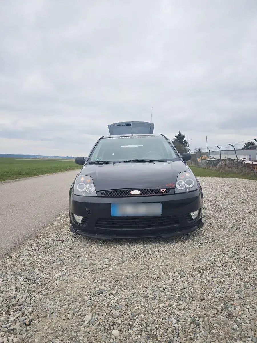 Gebraucht Ford Fiesta ST 80 PS (58 kW) 2003 Schwarz Kleinwagen