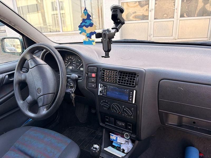 Gebraucht VW Polo 60 PS (44 kW) 1997 Grün Limousine