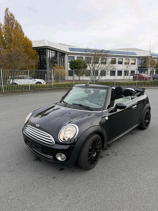 Schwarz Gebraucht 2010 Mini Cooper Cabriolet Cabrio | 5.999 € (Guter Preis) - Bild 1/4