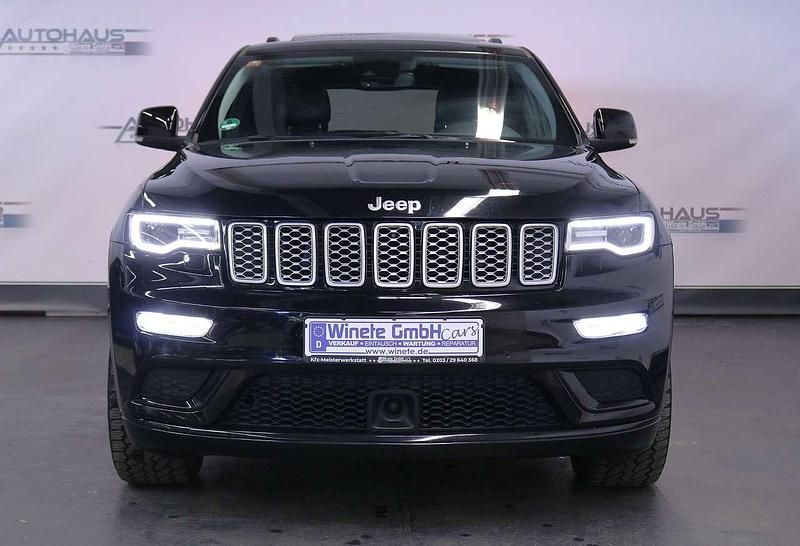 Gebraucht Jeep Grand Cherokee Summit 250 PS (183 kW) 2019 Diamond black crystal p/c SUV
