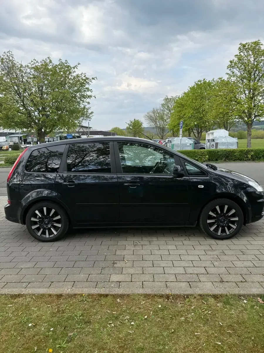 Gebraucht Ford C-MAX 101 PS (74 kW) 2010 Schwarz Van / Kleinbus