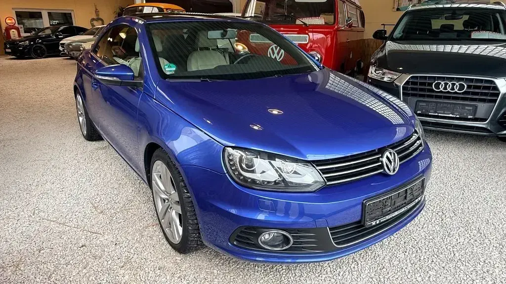 Używany VW Eos Basis 211 KM (155 kW) 2012 Niebieski Kabriolet