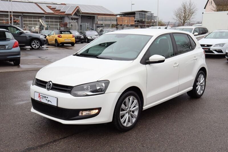 Weiß Gebraucht 2010 VW Polo Team Limousine | 5.900 € (Fairer Preis) - Bild 1/4