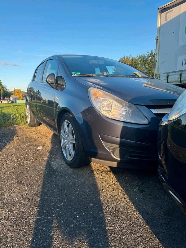 Grau Gebraucht 2010 Opel Corsa Kleinwagen | 1.700 € (Fairer Preis) - Bild 1/4
