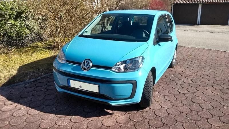 Blau Gebraucht 2017 VW up! Kleinwagen | 6.500 € (Guter Preis) - Bild 1/4