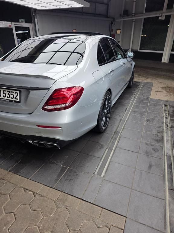 Gebraucht Mercedes E63S AMG AMG 612 PS (450 kW) 2018 Silber Limousine