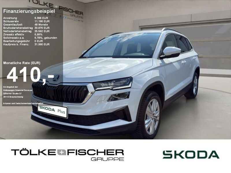 Moon weiss (metallic) Gebraucht 2024 Skoda Karoq Selection SUV | 29.789 € (Guter Preis) - Bild 1/4