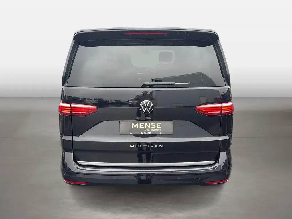 Gebraucht VW Multivan Style 150 PS (110 kW) 2026 Deep black perleffekt Van / Kleinbus