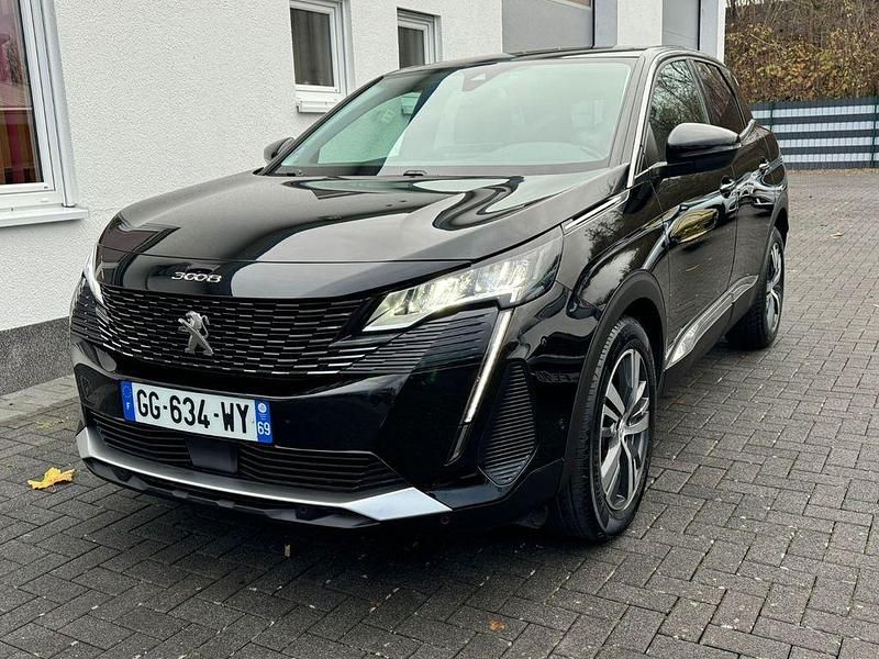 Schwarz Gebraucht 2022 Peugeot 3008 Allure SUV | 17.749 € (Superpreis) - Bild 1/4