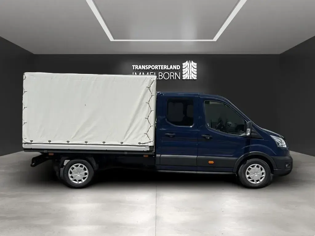 Gebraucht Ford Transit Trend 131 PS (96 kW) 2020 Blau Van / Kleinbus