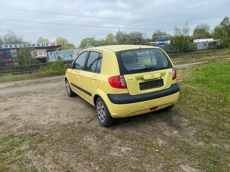 Gebraucht Hyundai Getz 99 PS (72 kW) 2008 Gelb Kleinwagen